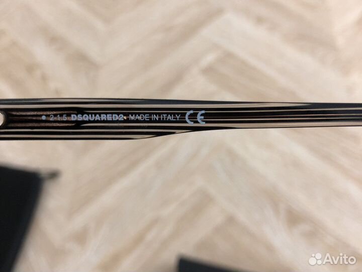 Солнечные очки женские