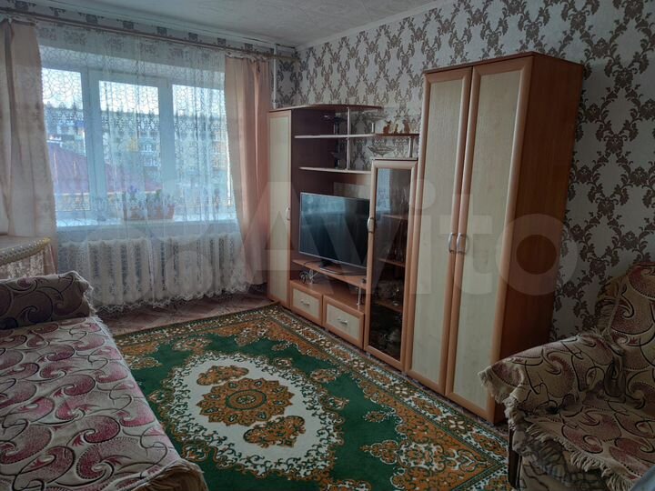 3-к. квартира, 55 м², 3/5 эт.