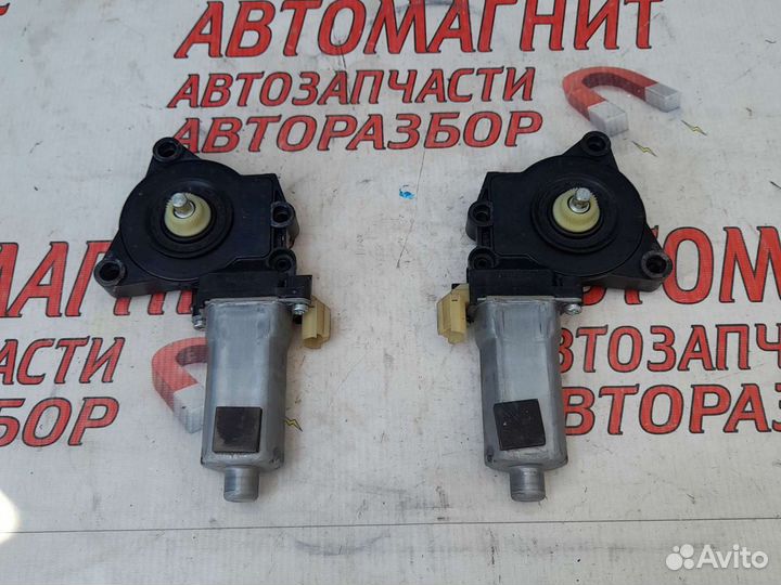 Моторчик стеклоподьемника задний Киа Соренто 2 хм