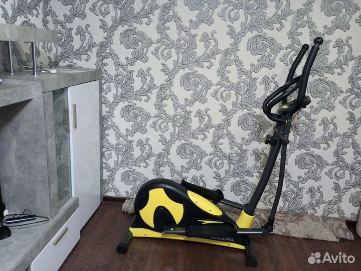 Эллиптический тренажёр Diadora