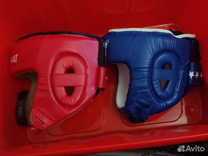 Боксерский шлем