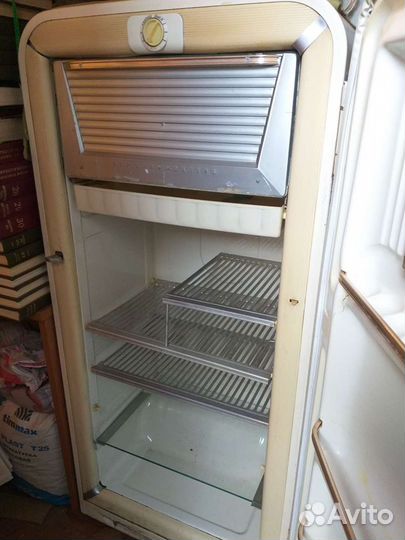 Холодильник ЗИЛ