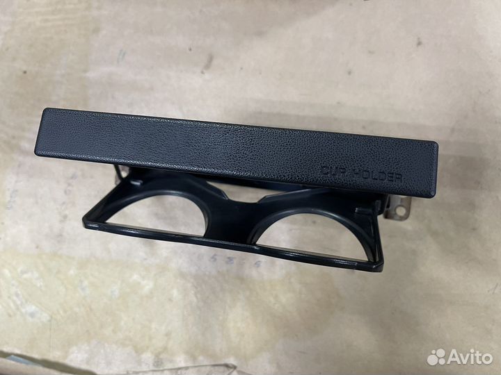 Подстаканник Hilux Surf 130 4runner 130