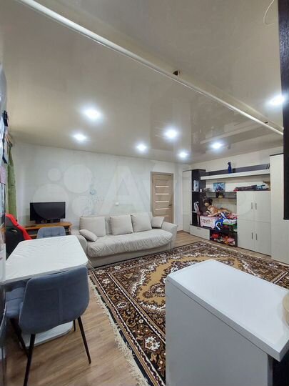 2-к. квартира, 44 м², 1/9 эт.