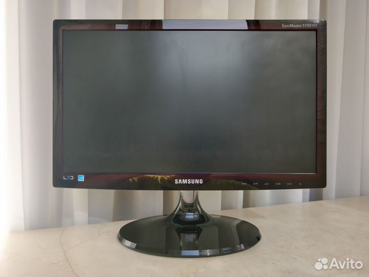 Монитор Samsung SyncMaster S19B350N
