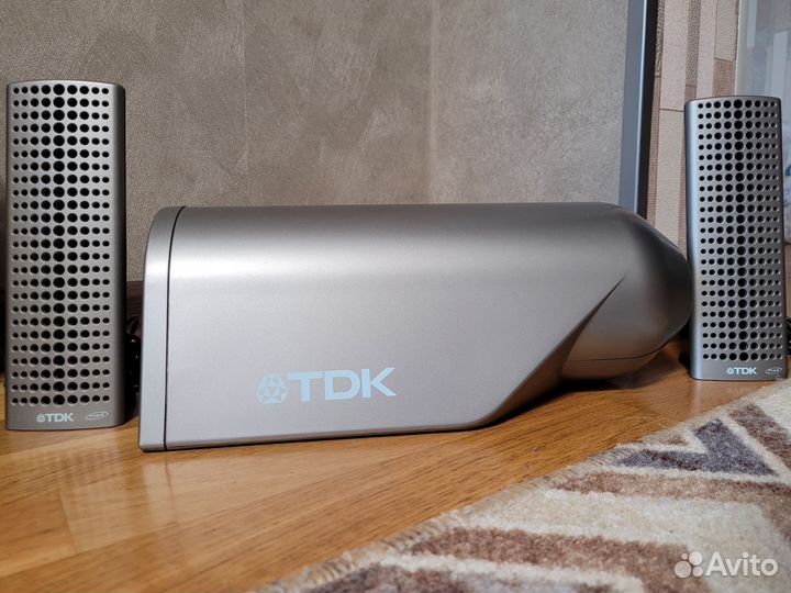 Компьютерные колонки с сабвуфером