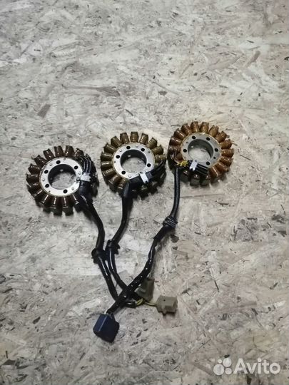 Продам генератор на Honda CBR 600 F4