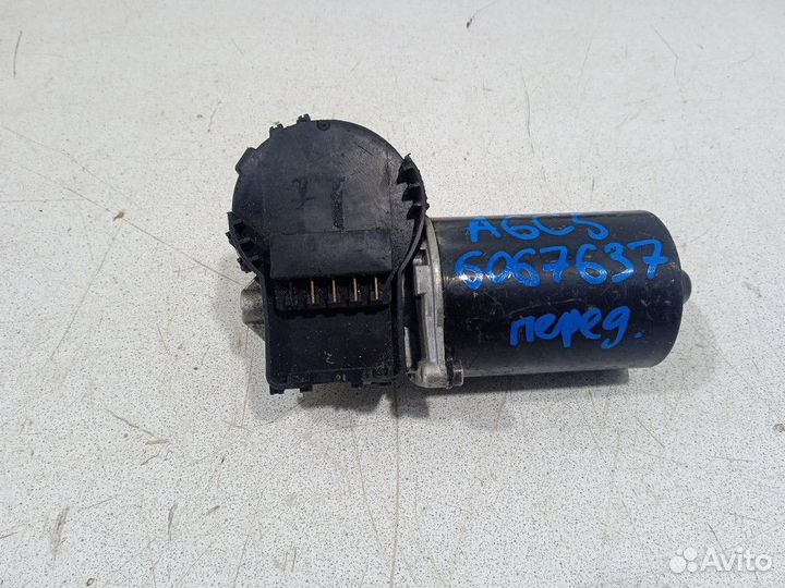 Моторчик стеклоочистителя 4B1955113