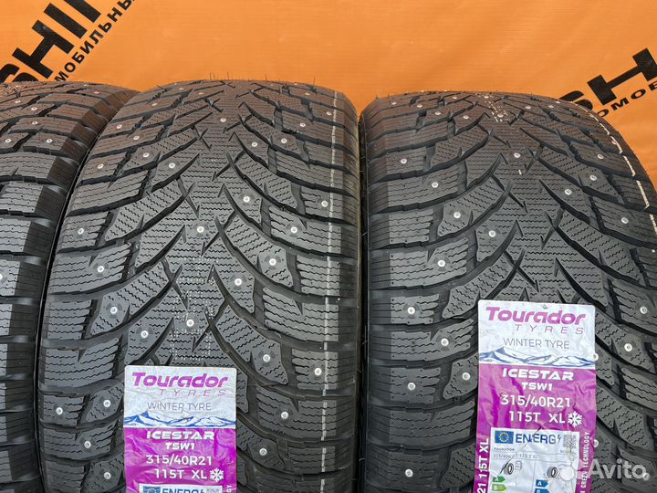 Tourador Ice Star TSW1 275/45 R21 и 315/40 R21 115T