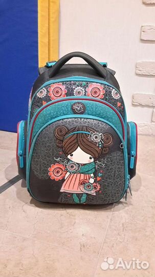 Ранец школьный hummingbird