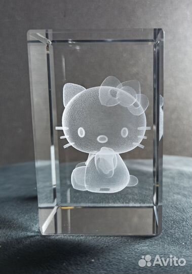 Hello kitty фигурка сувенир 3 D в хрустале
