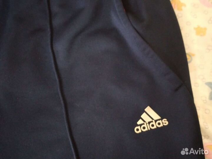 Спортивный костюм adidas