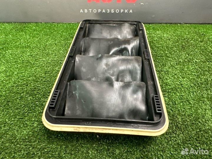 Решетка вентиляционная задняя левая Hyundai