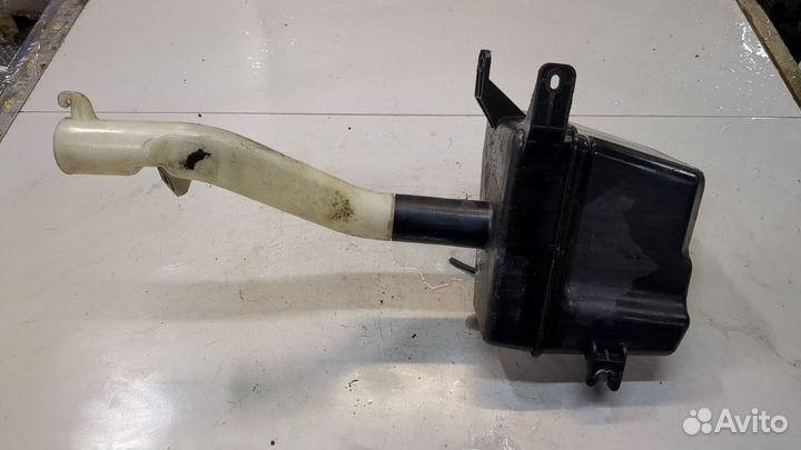 Бачок омывателя киа Sportage, 2006