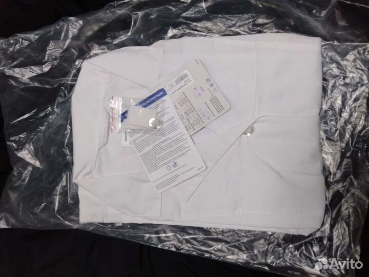 Медицинский халат (женский)