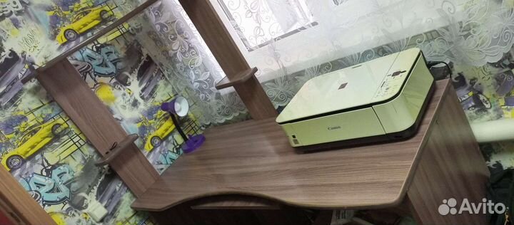 Компьютерный стол