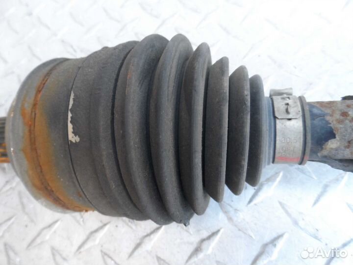 Полуось задняя правая Acura MDX 2 10074420