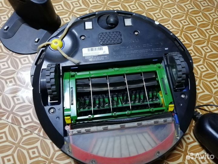 Пылесос iRobot Roomba