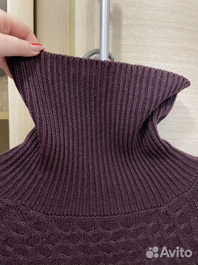 Свитер женский