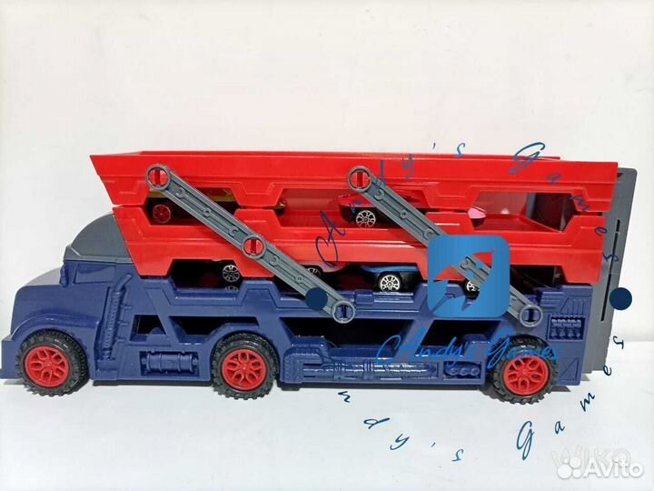 Автовоз с трехуровневой парковкой