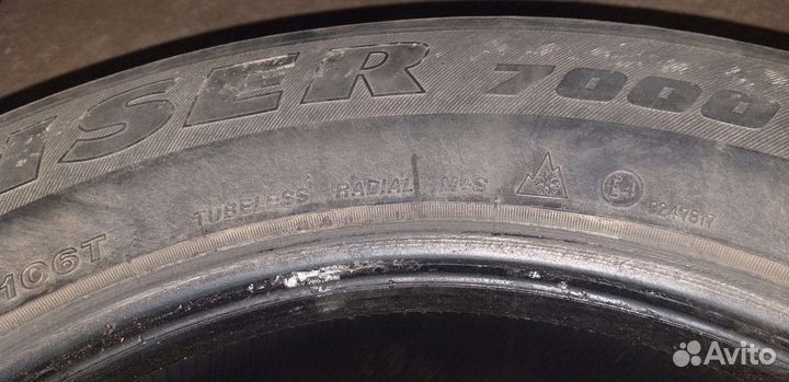 Bridgestone Ice Cruiser 7000 225/65 R17 106T