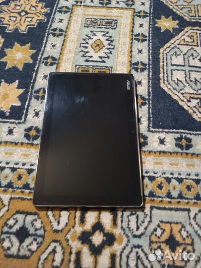 Asus ZenPad 10 (P021)