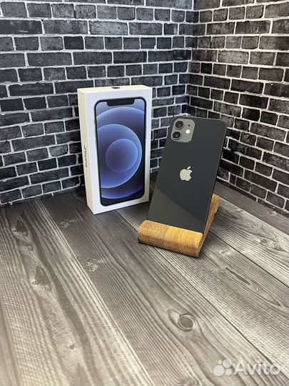 iPhone 12, 64 ГБ