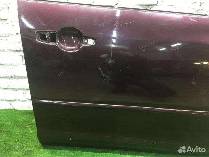 Дверь передняя правая Mazda 3 бк Хетчбэк