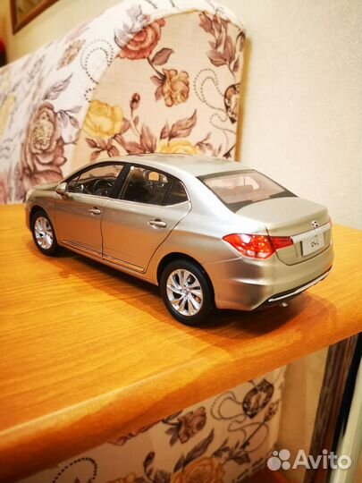 Citroen c4 1:18