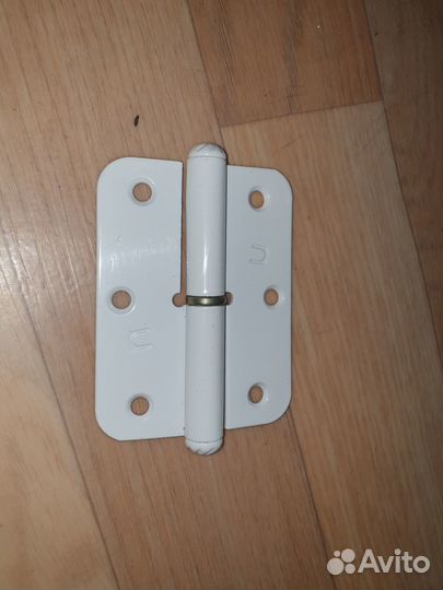 Петли дверные белые