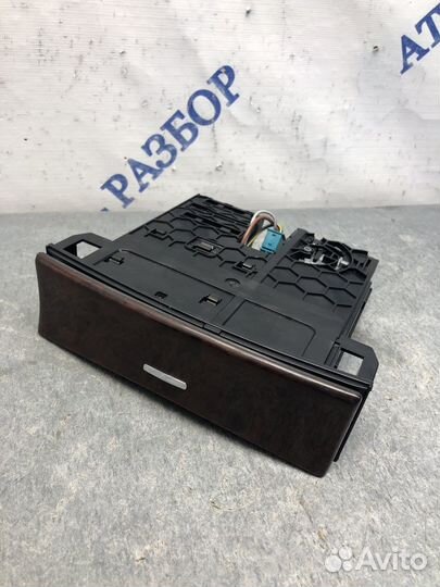 Пепельница W164