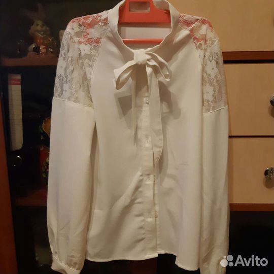 Блузка белая школьная
