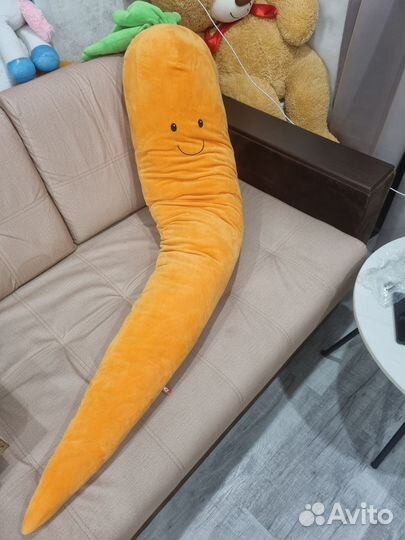 Игрушка плюшевая морковка