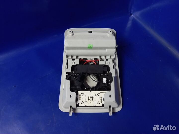 Плафон салонный Volkswagen Jetta VI (2010—2015)