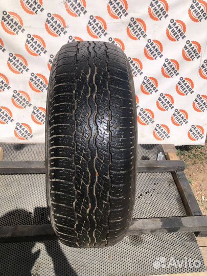 Bridgestone Dueler H/T D687 225/65 R17