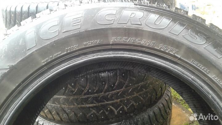 Bridgestone Ice Cruiser 7000 235/60 R18 107