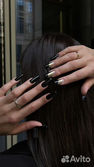 Мастер маникюра и педикюра