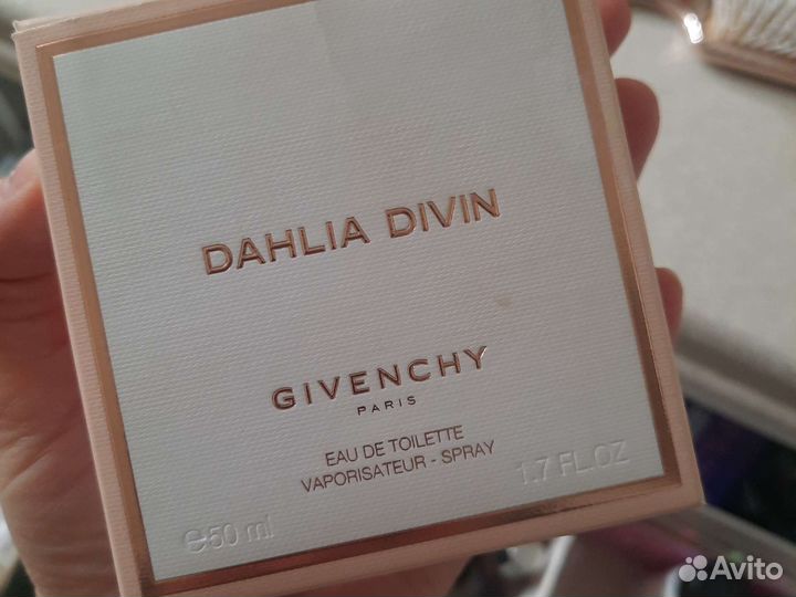 Givenchy dahlia divin туалетная вода