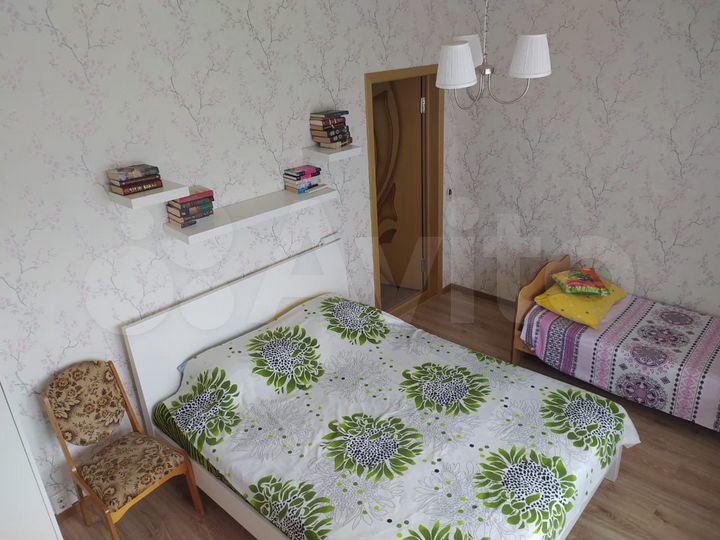 Комната 18 м² в 3-к., 2/2 эт.