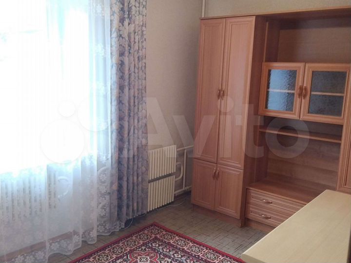 Комната 14 м² в 3-к., 2/5 эт.
