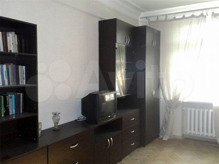 Комната 22 м² в 3-к., 4/6 эт.