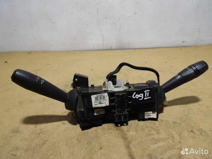 Блок подрулевых переключателей Рено Логан 2