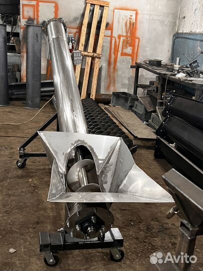 Шнековый транспортер передвижной