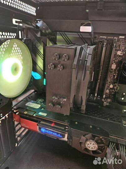 Кулер id cooling под lga1200 в отличном состоянии