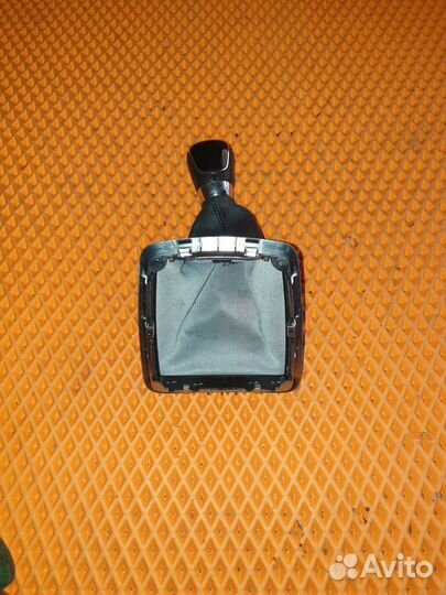 Рукоятка кулисы кпп Ford Focus