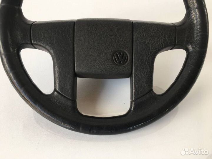 Руль Volkswagen Passat B3 1988-1993г