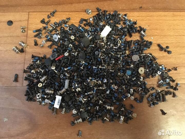 Винты, болтики, крепеж для ноутбуков.Отправка