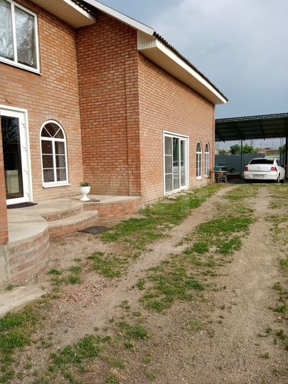 Дом 253 м² на участке 35 сот.