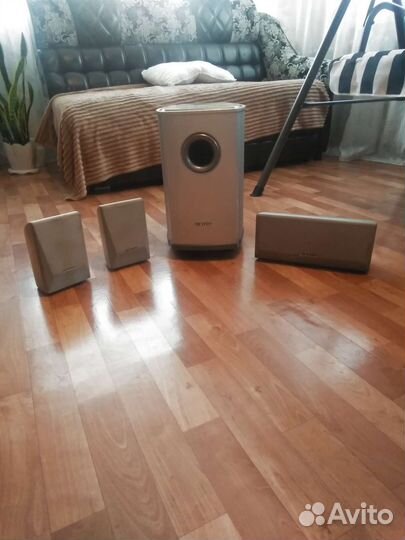 Комплект аудио системы 5.1 samsung