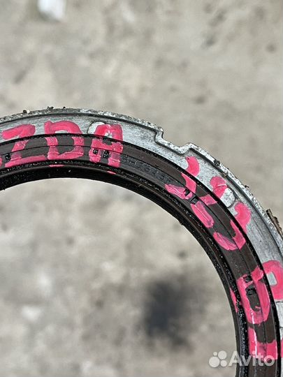 Крышка коленвала mazda 323 bj 1.6 zm